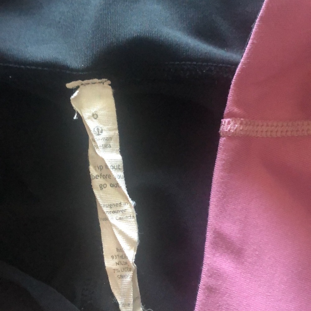 LULULEMON Ruched Straight-Leg Crop - Picture 5 of 5
